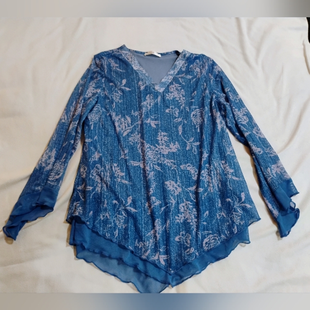 Blue Floral V-Neck Layered Hem Blouse with Ruffle Cuffs